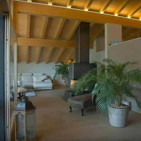 Modern 4 Bedroom Penthouse Aldo Apartment *